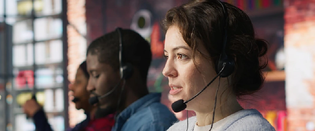 Nearshore customer support team in El Salvador providing call center services