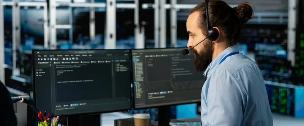 Technical support agent monitoring software systems